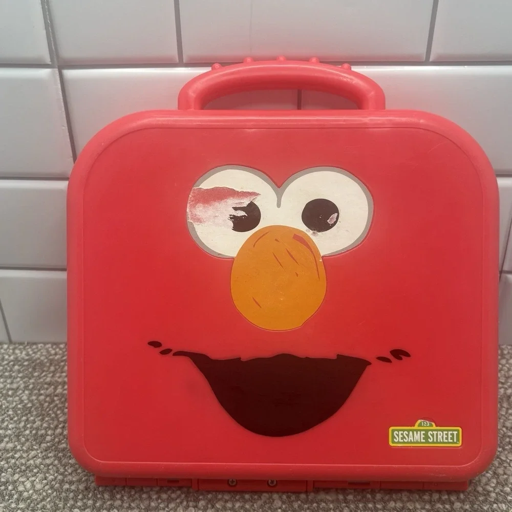 Sesame Streets Elmo On The Go ABC Carrying Case With ALL Letters!